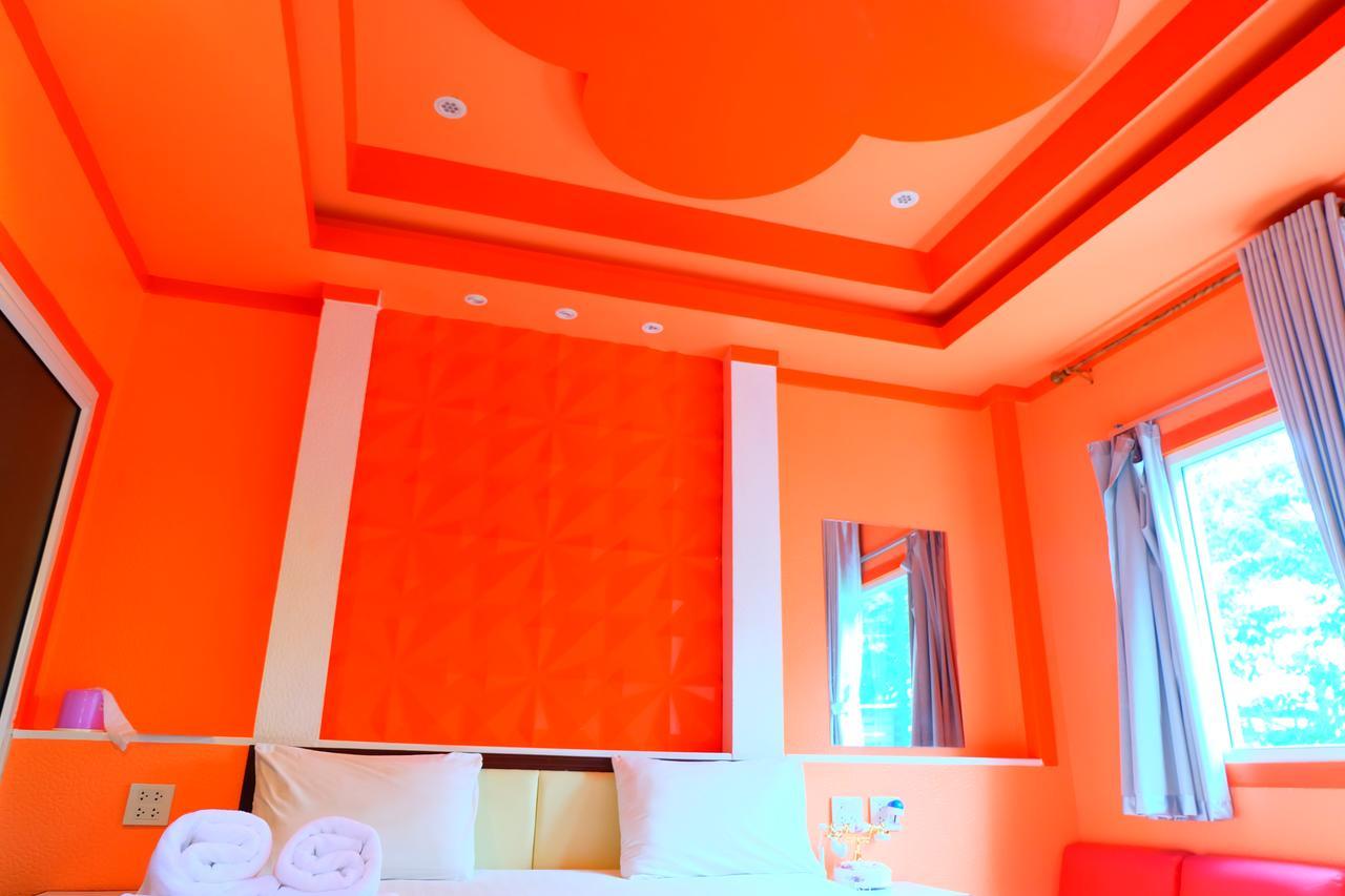 Rak Kun Resort 2 Nakhon Sawan Bagian luar foto